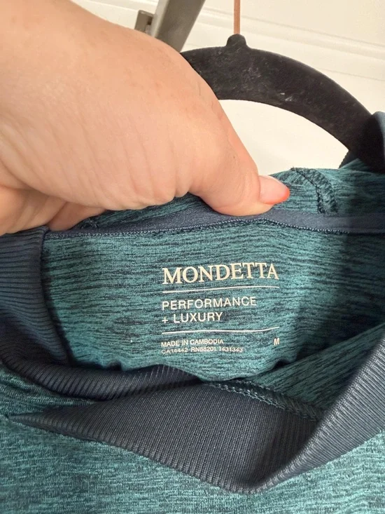 Mondetta Performance Luxury Pullover Hoodie - Picture 7 of 7